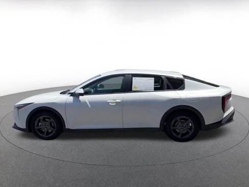 Used 2025 Kia K4 FWD image 10