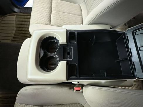 Used 2010 Ford F150 XLT AWD/4WD image 25