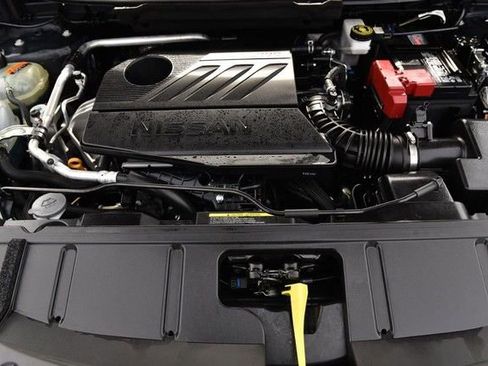 Certified 2025 Nissan Rogue SV image 26