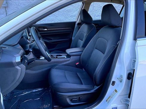 Certified 2025 Nissan Altima 2.5 SV image 18