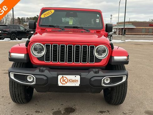 Used 2025 Jeep Wrangler Unlimited Sahara w/ Safety Group AWD/4WD image 2
