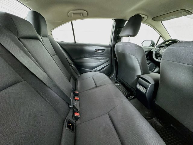Used 2024 Toyota Corolla LE FWD image 23