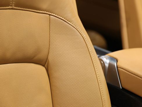 Used 2022 Land Rover Range Rover Long Wheelbase Autobiography image 71