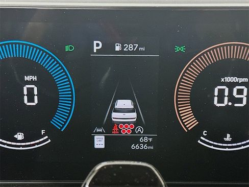 Used 2025 Hyundai Santa Fe XRT image 15