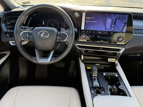 Used 2023 Lexus RX 350 Premium image 8