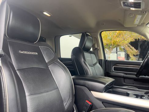 Used 2020 RAM 2500 Laramie image 28