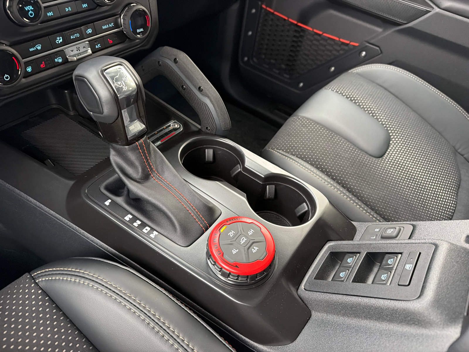 New 2026 Ford Bronco Raptor AWD/4WD image 31