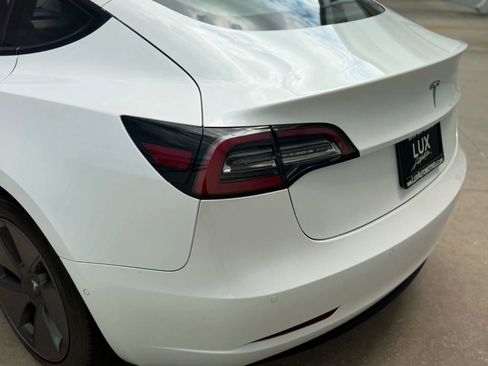 Used 2021 Tesla Model 3 Standard Range Plus RWD image 12