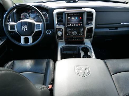 Used 2016 RAM 1500 Laramie AWD/4WD image 15