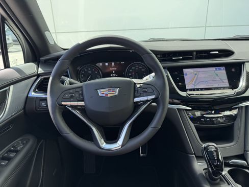 New 2025 Cadillac XT6 Sport w/ Technology Package image 18