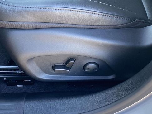 New 2026 Jeep Compass Limited image 15