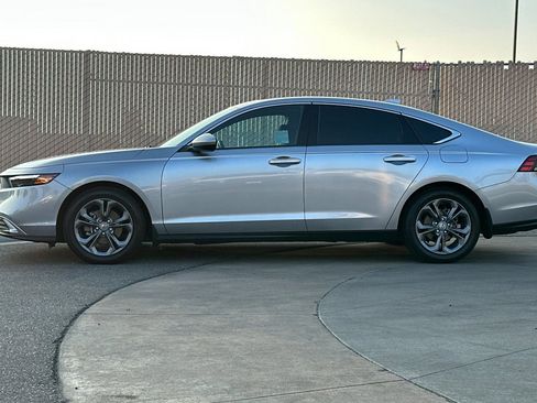 Used 2023 Honda Accord EX image 7