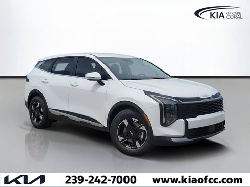 New 2026 Kia Sportage LX w/ LX Convenience Package FWD image 1