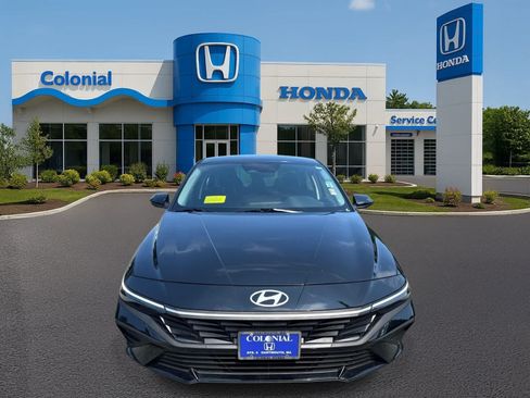 Used 2026 Hyundai Elantra SE FWD image 10
