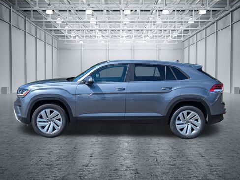 Used 2020 Volkswagen Atlas Cross Sport SE AWD/4WD image 2