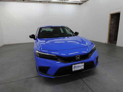 Certified 2024 Honda Civic Sport image 3