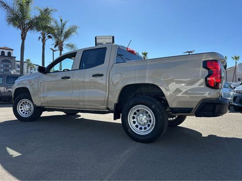 Used 2023 Chevrolet Colorado W/T image 3