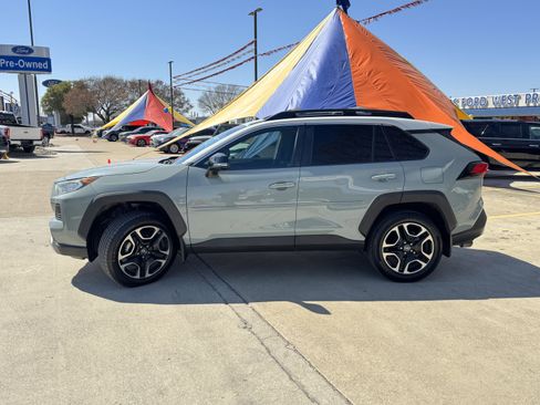 Used 2019 Toyota RAV4 Adventure image 14