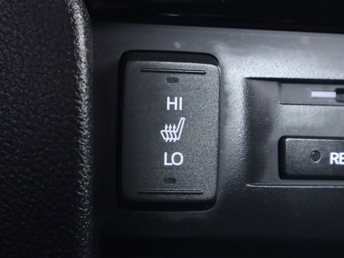 Used 2017 Honda Pilot Touring image 24