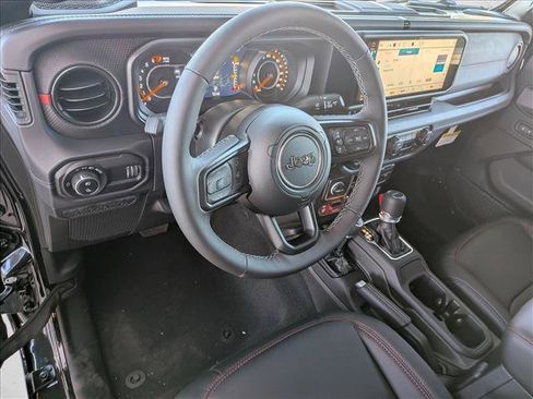 New 2026 Jeep Gladiator Rubicon w/ Technology Group AWD/4WD image 3