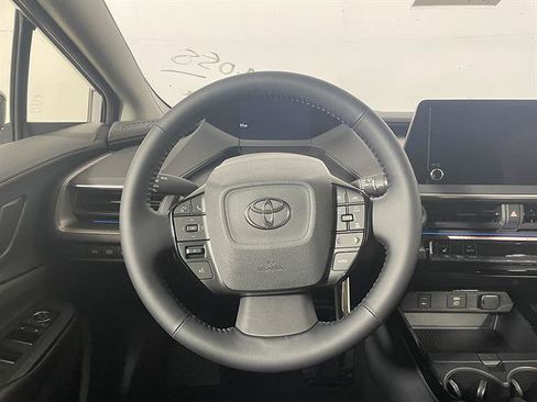 New 2027 Toyota Prius XLE AWD/4WD image 12