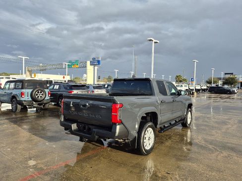 Used 2024 Toyota Tacoma SR image 8