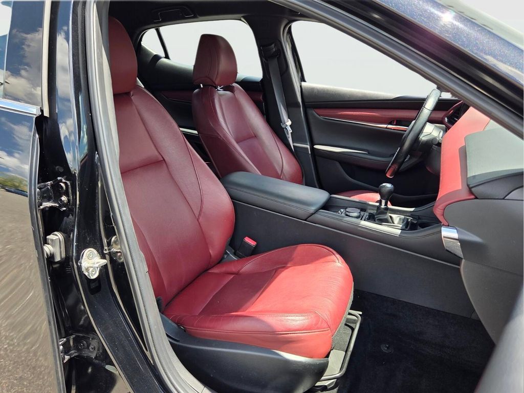 Used 2021 MAZDA MAZDA3 s FWD image 16