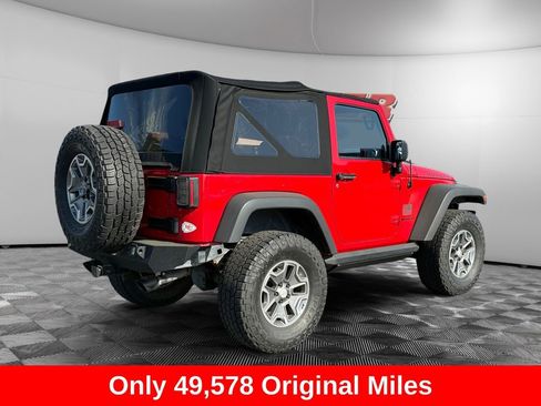 Used 2014 Jeep Wrangler Rubicon w/ Power Convenience Group image 5