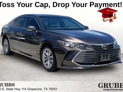 Used 2019 Toyota Avalon XLE w/ Moonroof Package