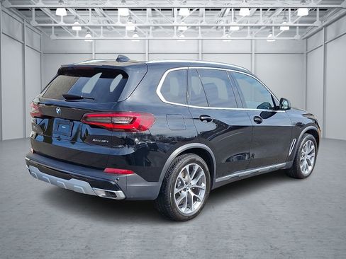 Used 2023 BMW X5 xDrive40i w/ Premium Package image 6