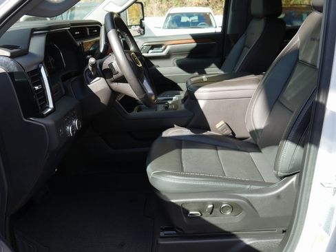 Used 2024 GMC Sierra 2500 Denali w/ Snow Plow Prep/Camper Package image 8