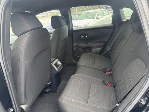 Used 2024 Honda HR-V Sport image 11