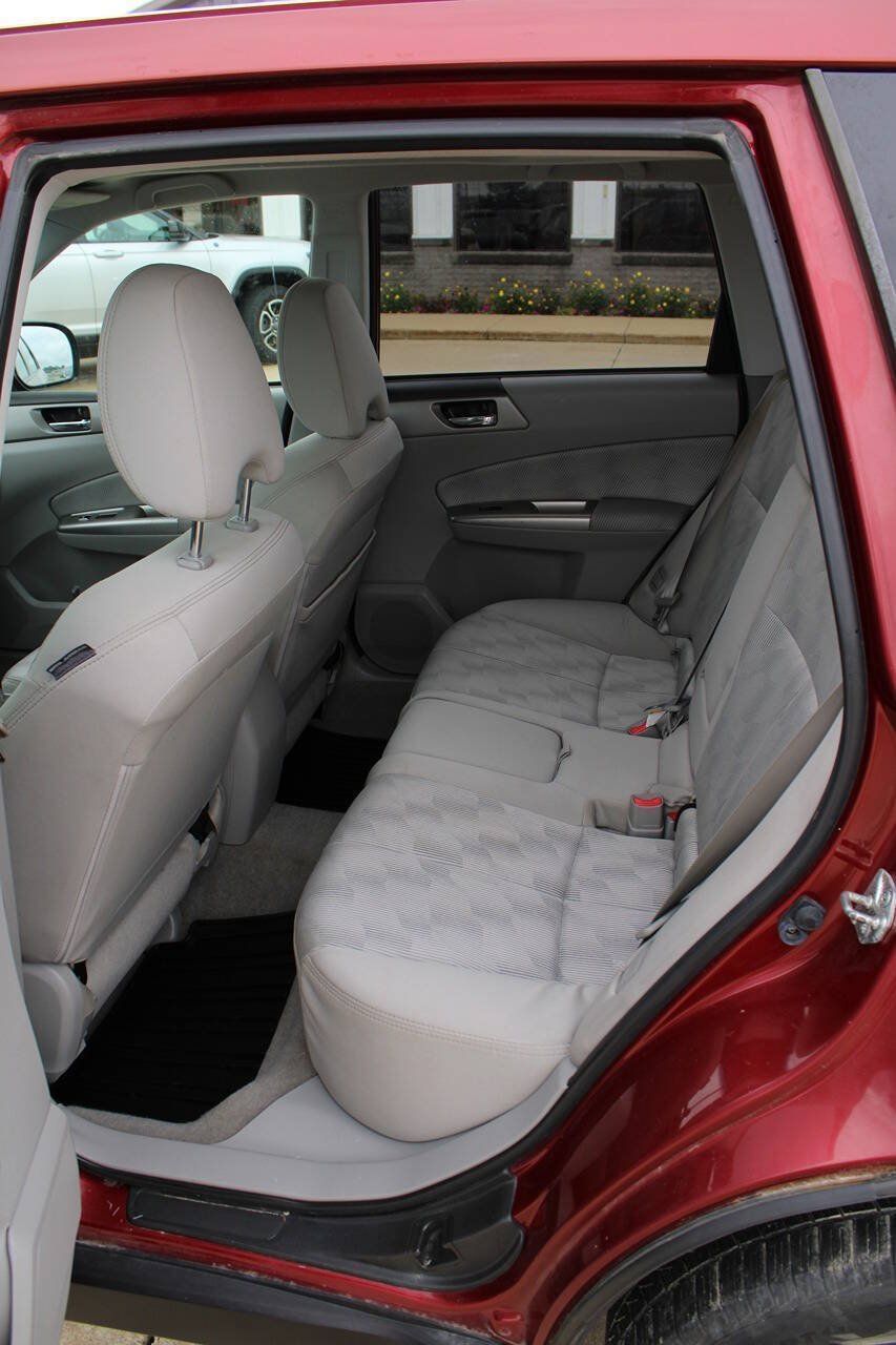 Used 2010 Subaru Forester 2.5X Premium AWD/4WD image 9