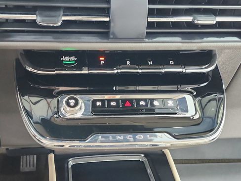 Used 2023 Lincoln Corsair AWD w/ Equipment Group 101A image 35