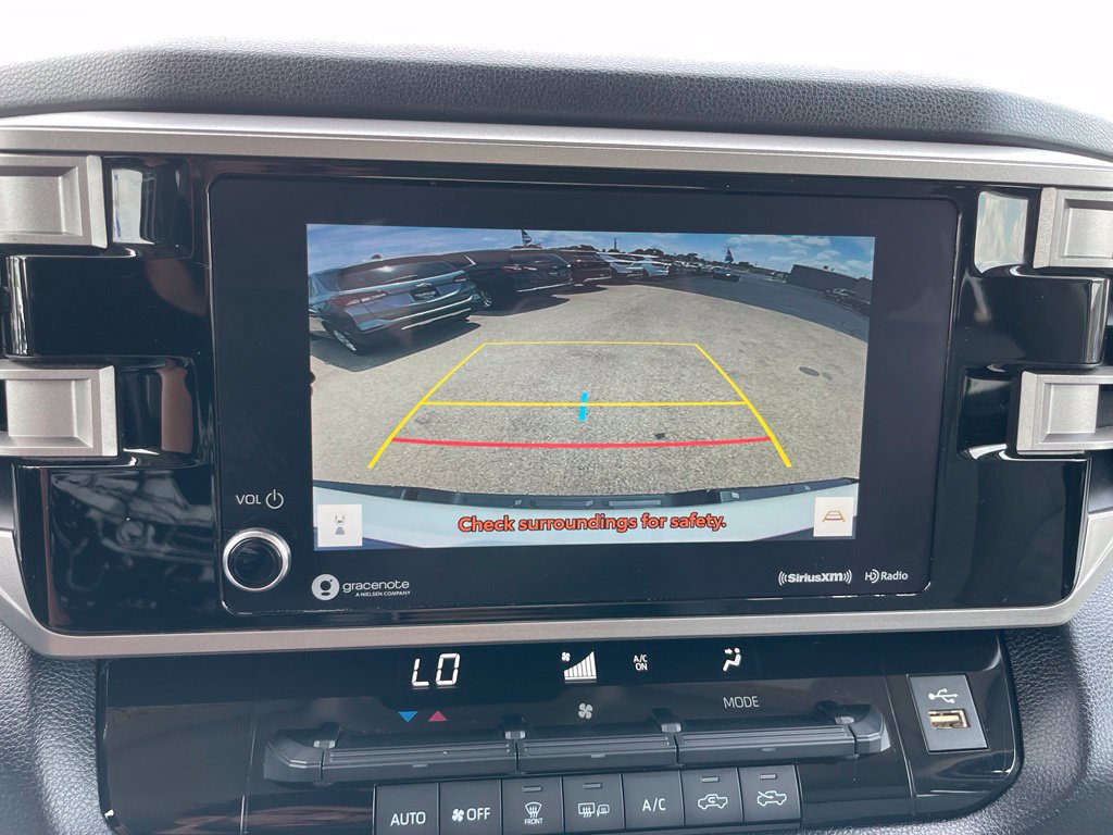 Used 2023 Toyota Tundra SR5 w/ SR5 Convenience Package AWD/4WD image 14
