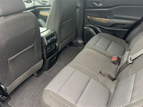 Used 2021 GMC Acadia SLE w/ Driver Convenience Package image 14