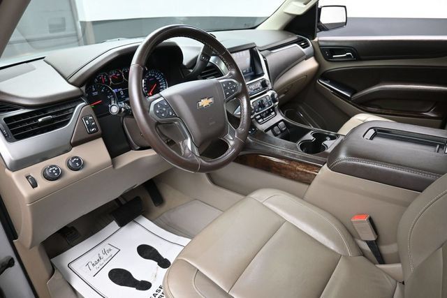 Used 2019 Chevrolet Suburban LT AWD/4WD image 19