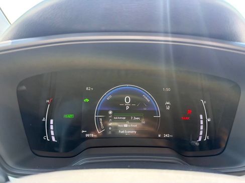 Used 2026 Toyota Corolla SE FWD image 29