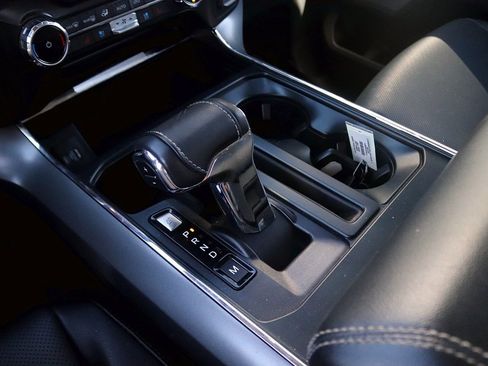 Used 2022 Ford F150 Lariat image 21