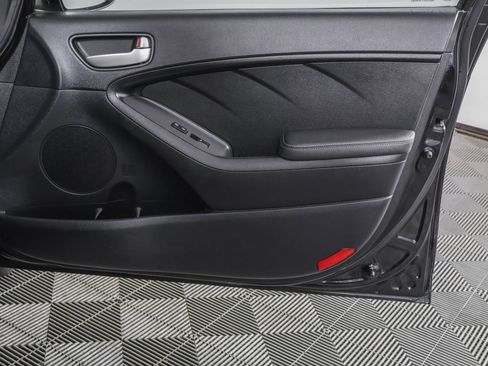 Used 2017 Kia Forte LX w/ LX Popular Package image 46