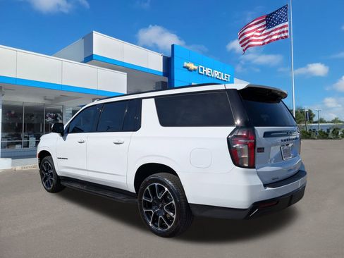 Used 2024 Chevrolet Suburban RST w/ Luxury Package image 6