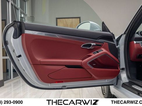 Used 2023 Porsche 718 Cayman GTS RWD image 39
