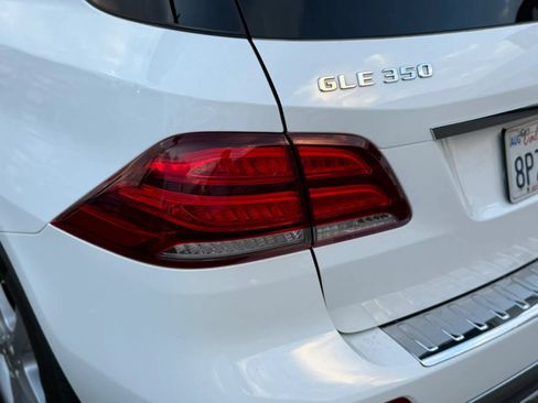 Used 2017 Mercedes-Benz GLE 350 w/ Premium 1 Package image 9
