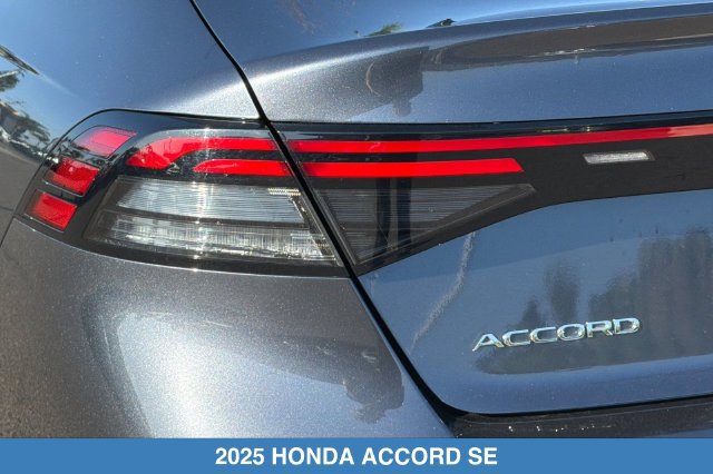 Certified 2025 Honda Accord SE image 29