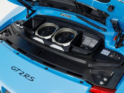 Used 2018 Porsche 911 GT2 RS RWD image 52