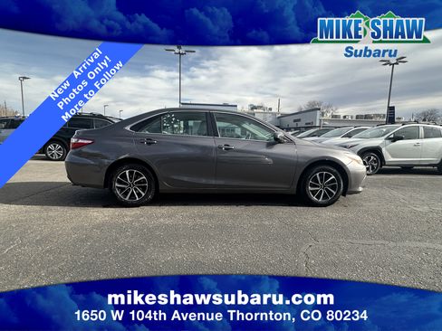 Used 2015 Toyota Camry LE image 19