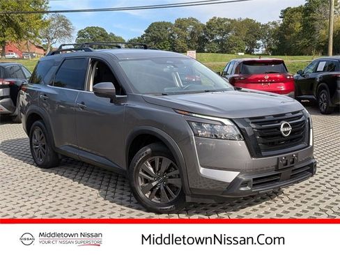 Certified 2023 Nissan Pathfinder SV w/ Black Appearance Package image 1
