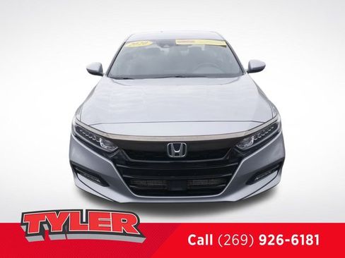 Used 2020 Honda Accord Sport image 2