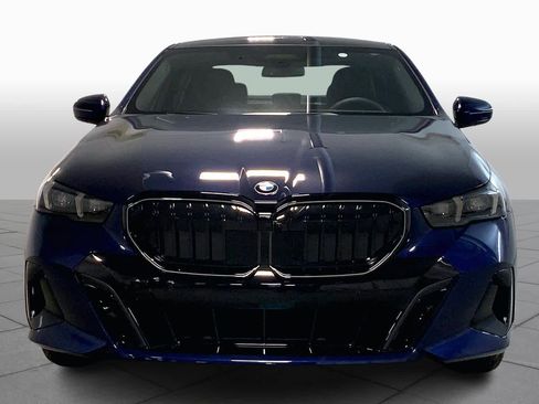 New 2026 BMW 540i xDrive 540i xDrive w/ Executive Package image 3