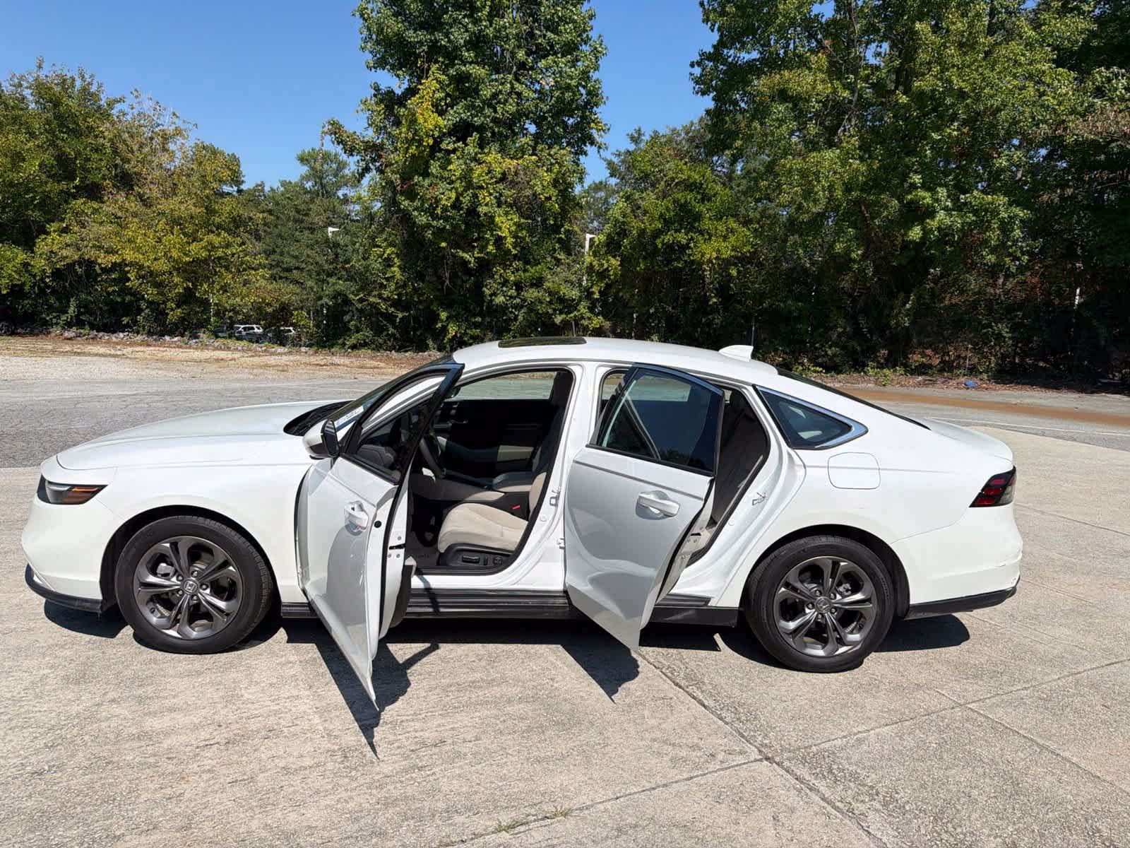 Used 2024 Honda Accord EX image 21